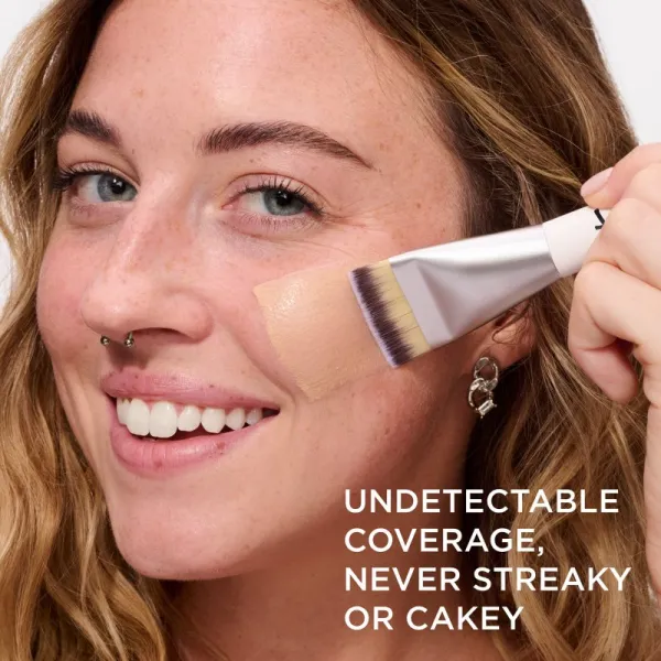 IT Cosmetics Hluxe Spatula štetec na make-up a korektor #10 1 ks