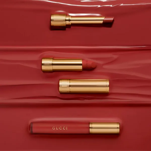 Gucci Gucci Beauty Rouge à Lèvres Matte Lipstick matný tekutý rúž odtieň 217 Valeria Rose 6.5 ml