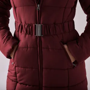 Dlhá nepremokavá prešívaná bunda s opaskom, na zips