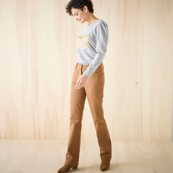 Bootcut nohavice s našitými vreckami