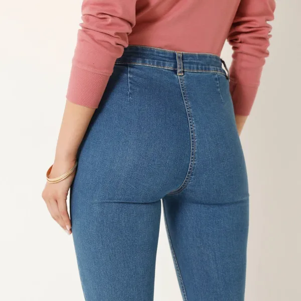 Bootcut džínsy s našitými vreckami