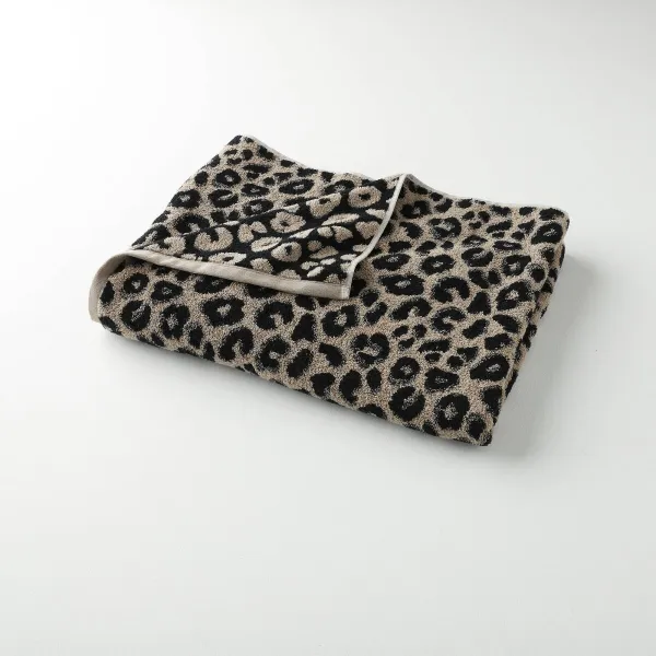 Froté súprava kúpeľňového textilu so žakárovým motívom leopardej srsti 450 g/m2