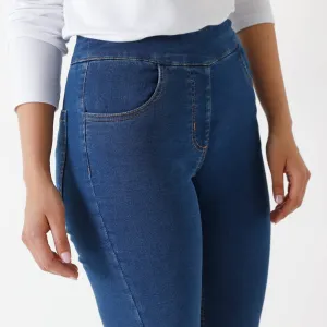 Strečové bootcut džegíny pre nižšiu postavu
