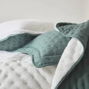 Obojstranná prikrývka na posteľ z prešívaného mikrovlákn /sherpa