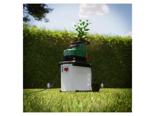 Parkside® Valcový drvič PWH 2800 C3