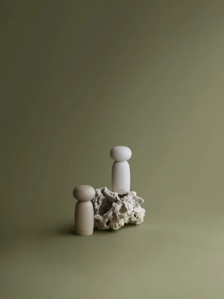Mlynček na soľ a korenie, kolekcia MOLI | V 13 cm, Ø 6 cm - Mesačný lúč/Nomád - Blomus