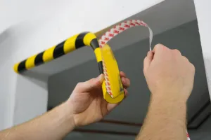 Durable Ochrana rohov profil C25R, žlto-čierna, samolepiaca