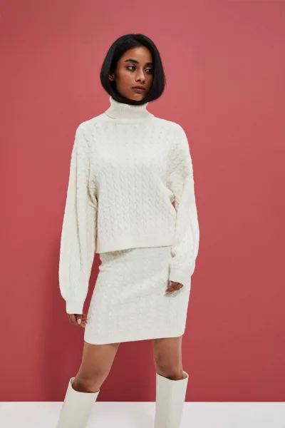 Svetrové šaty Marisse Off White