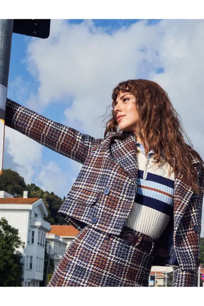 Koton Tweed dvojradový crop sako