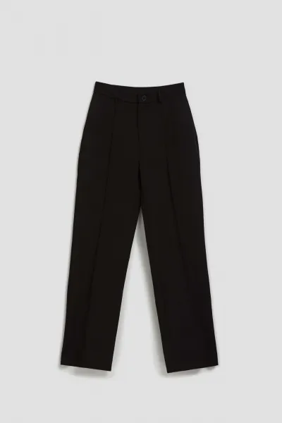Marisse Black Pleated Trousers