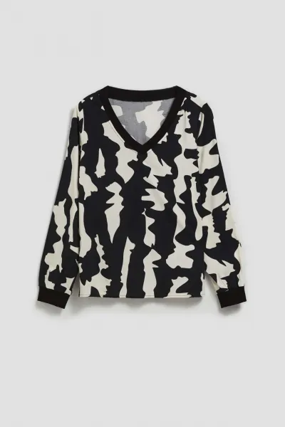 Marisse Patterned V-Neck Shirt, Black