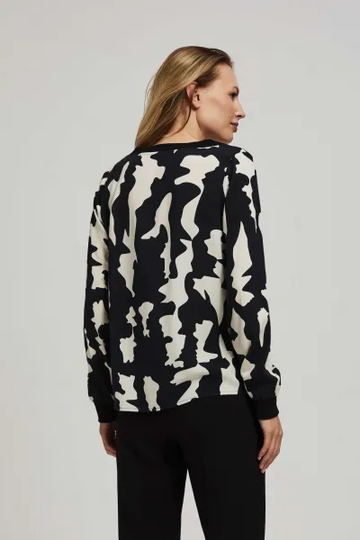Marisse Patterned V-Neck Shirt, Black