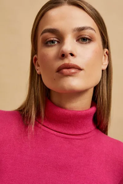 Marisse Fuchsia Turtleneck Sweater