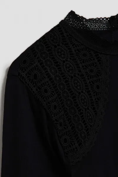 Marisse Blouse With Decorative Lace