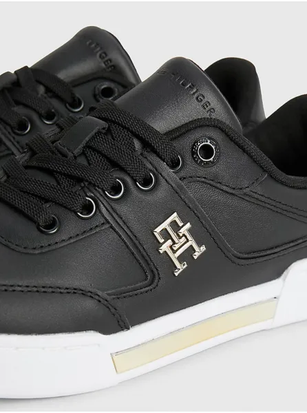 Tenisky pre ženy Tommy Hilfiger - čierna