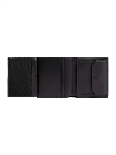 Calvin Klein Man's Wallet 8719856568122