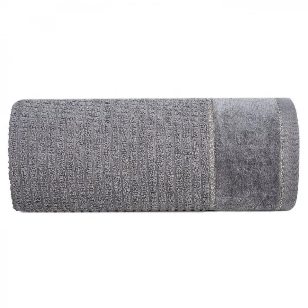 BavlnenáosuškaGLORYvtmavosivejfarbesvelúrovýmokrajomprešitálesklouniťouŠírka:50cm|Dĺžka:90cm