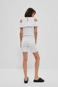 White plain shorts Moodo