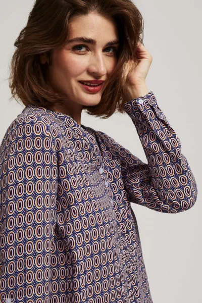 Marisse Patterned V-Neck Shirt In Light Blue