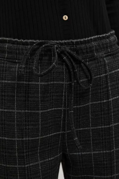 Marisse Black Checkered Trousers
