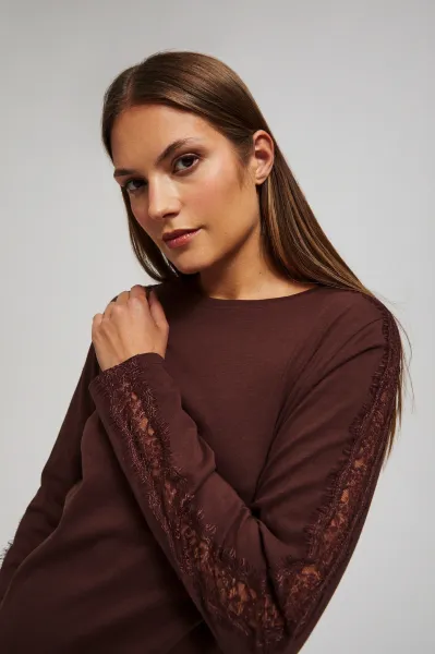 Marisse Blouse With Lace On The Sleeves