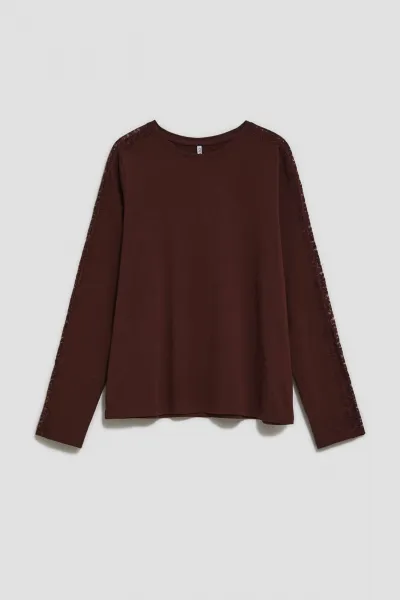Marisse Blouse With Lace On The Sleeves