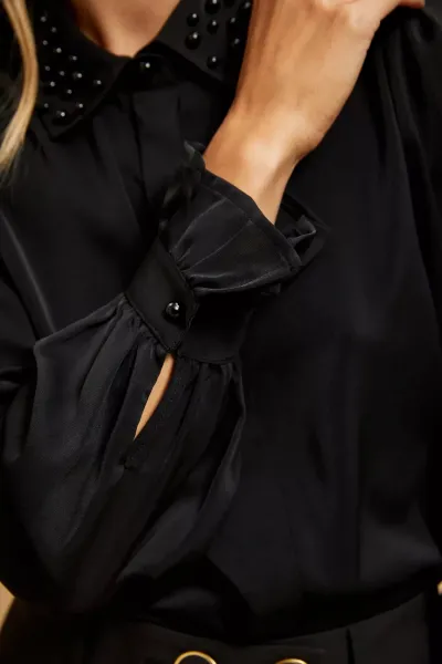 Marisse Black Shirt With Decorative Collar
