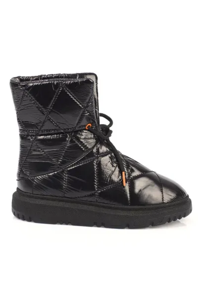 Capone Outfitters Quilted Parachute Fabric Women's Snow Boots with Adjustable Ankle Buckle