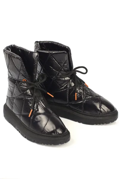 Capone Outfitters Quilted Parachute Fabric Women's Snow Boots with Adjustable Ankle Buckle
