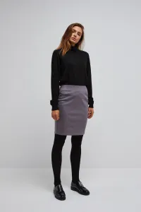 Pencil skirt with shiny thread