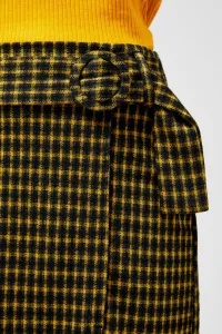 Plaid skirt with belt
