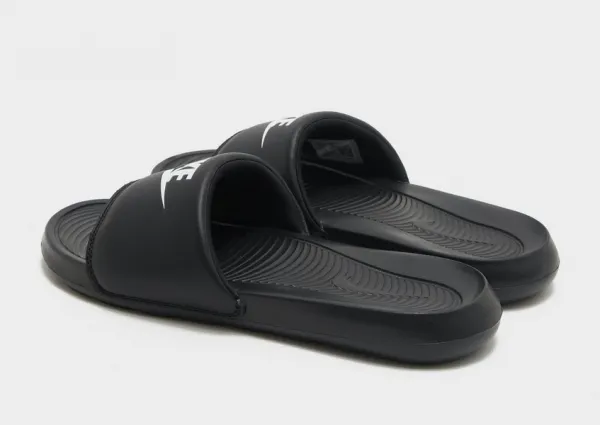 Nike Victori One Slide