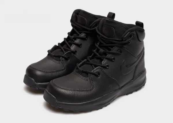 Nike Manoa