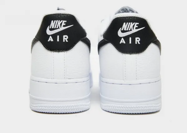 Nike Air Force 1 '07