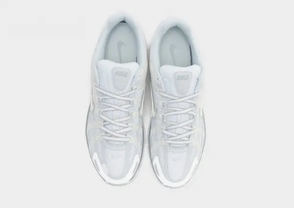 Nike W P-6000