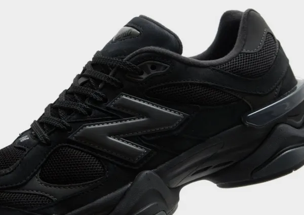 New Balance 9060 V1