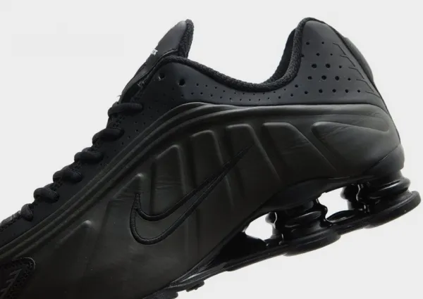 Nike Shox R4