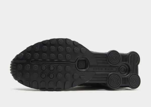 Nike Shox R4