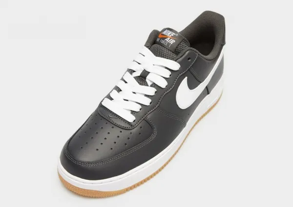 Nike Air Force 1 '07 Lv8