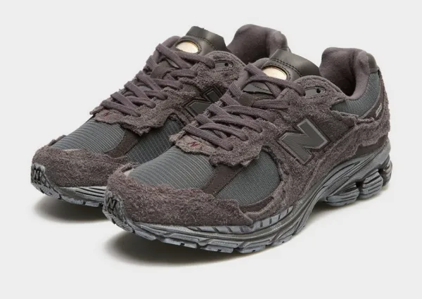New Balance 2002 Protection Pack