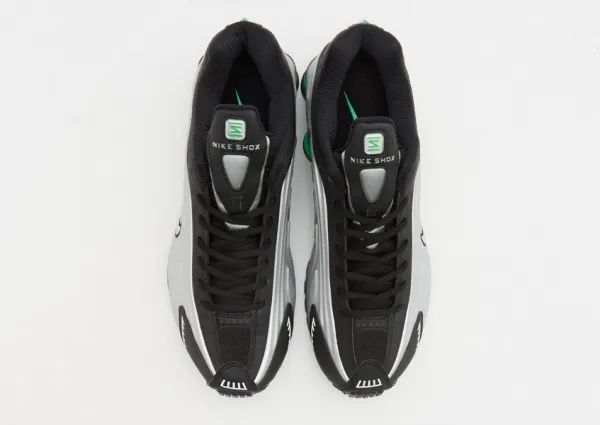 Nike Shox R4