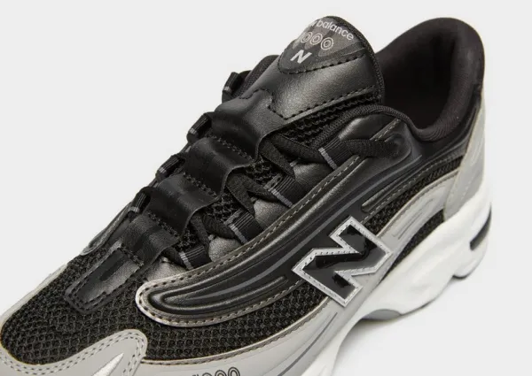 New Balance 1000
