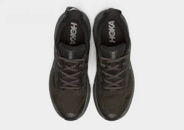 Hoka Challenger 8
