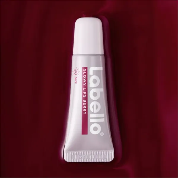 Labello Glowy Lips Berry tónovací balzam na pery s kyselinou hyalurónovou SPF 30 10 ml
