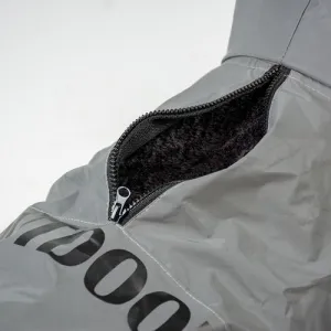 DUVO+ športový prší plášť z reflexnej látky pre psov L 60cm sivý