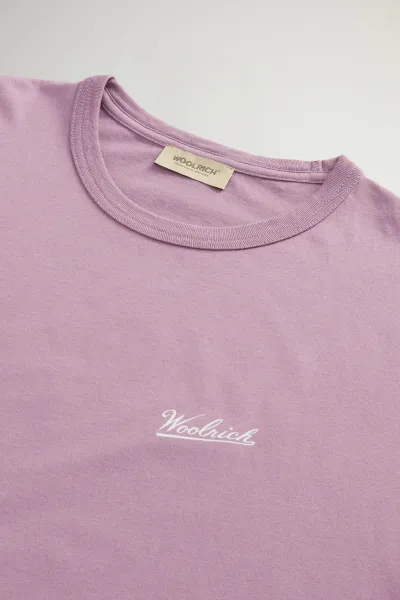 Tričko Woolrich Logo T-Shirt Grapeade