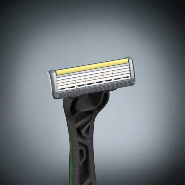 Wilkinson Sword Quattro Titanium Sensitive jednorázové holiace strojčeky 3 ks