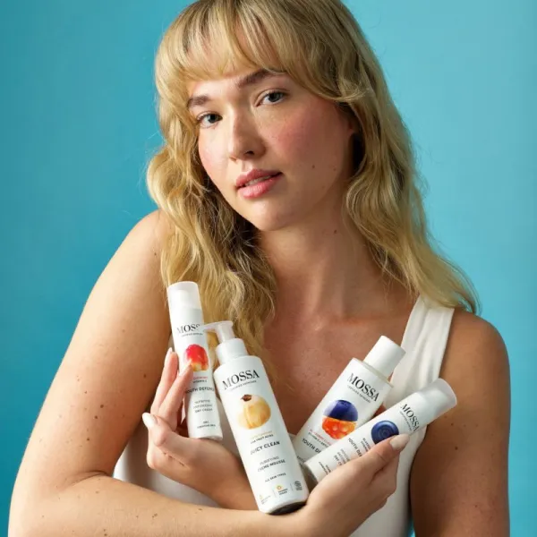 Mossa Youth Defence vyživujúci denný krém 50 ml