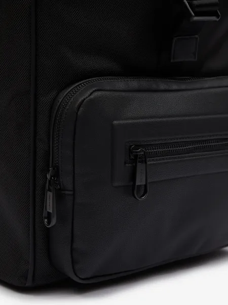 Čierny pánsky batoh Calvin Klein Elevated Flap BP
