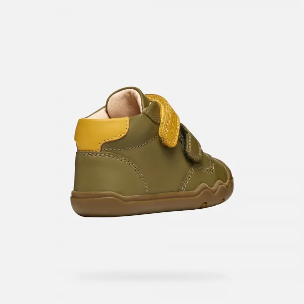 Khaki Boys' Barefoot Sneakers for First Steps Geox Steppieup - Boys